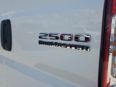 Used 2026 RAM ProMaster 2500 w/ Convenience Group FWD image 30