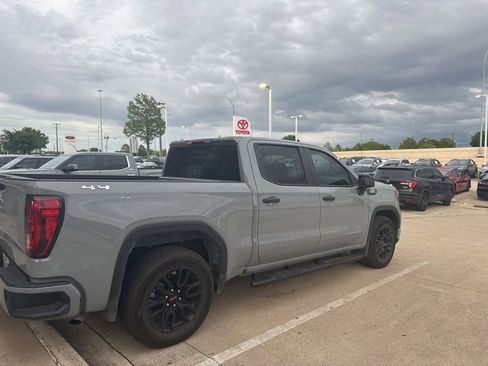 Used 2025 GMC Sierra 1500 Pro w/ Graphite Edition image 4
