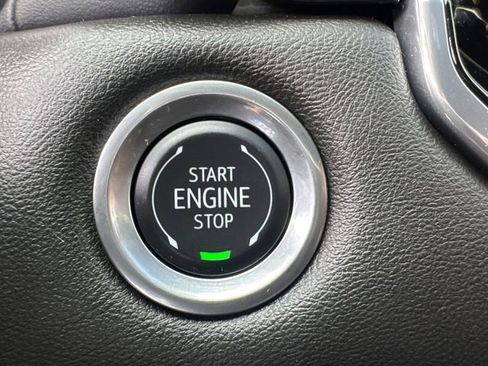 Used 2024 GMC Canyon Elevation w/ Convenience Package image 31