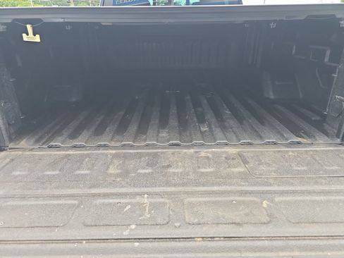 Used 2022 Chevrolet Silverado 2500 High Country AWD/4WD image 18
