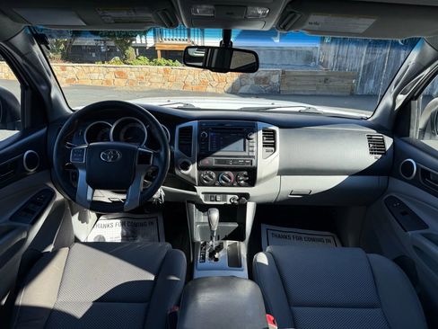 Used 2013 Toyota Tacoma 4x4 Double Cab image 28
