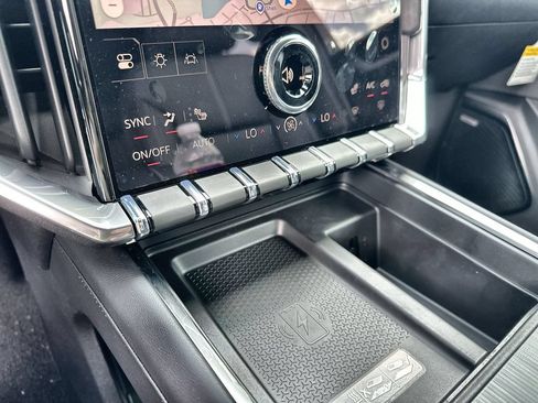 New 2026 GMC Acadia Elevation w/ Elevation Premium Package AWD/4WD image 27