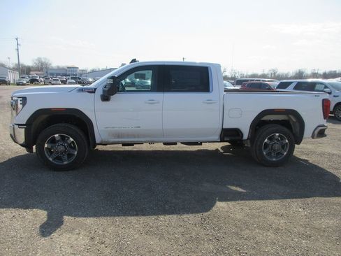 New 2026 GMC Sierra 2500 SLE w/ SLE Value Package; AWD/4WD image 10