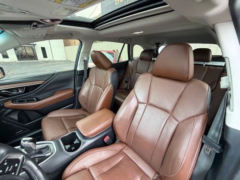 Used 2020 Subaru Outback Touring XT AWD/4WD image 31