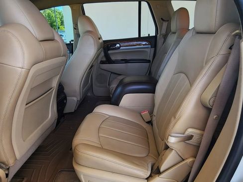 Used 2011 Buick Enclave CXL FWD image 20