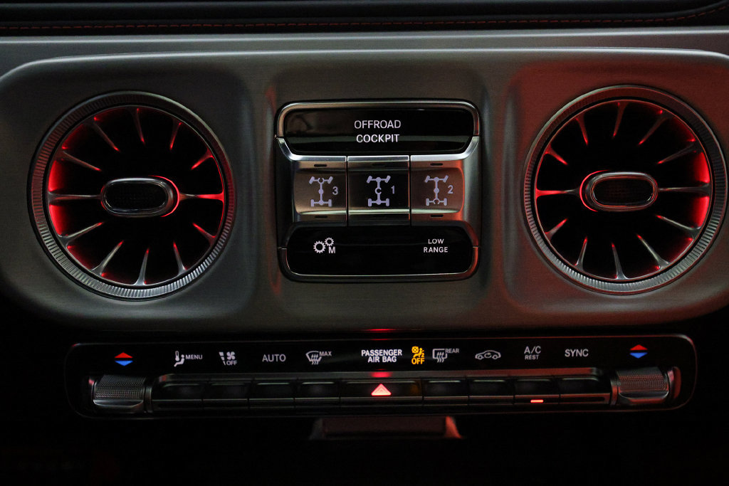 Used 2025 Mercedes-Benz G 63 AMG 4MATIC image 25