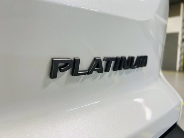 New 2026 Nissan Pathfinder Platinum FWD image 22