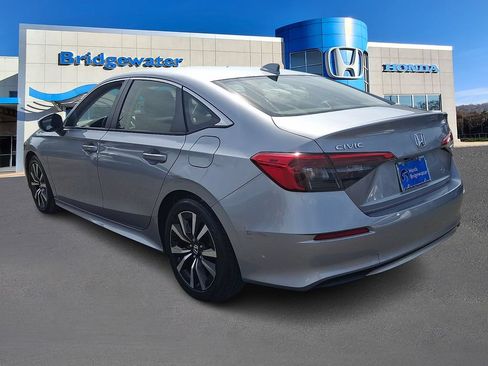 Used 2022 Honda Civic EX image 4