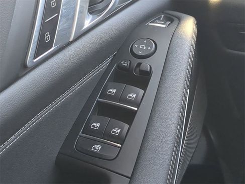 Certified 2025 BMW X5 sDrive40i w/ Climate Comfort Package image 26