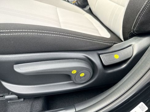 New 2026 Hyundai Venue SEL image 13