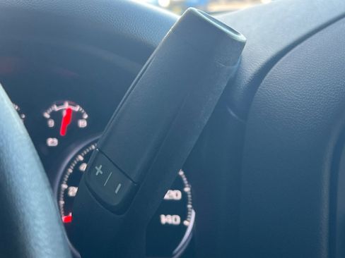 Used 2024 Chevrolet Silverado 1500 Custom image 21