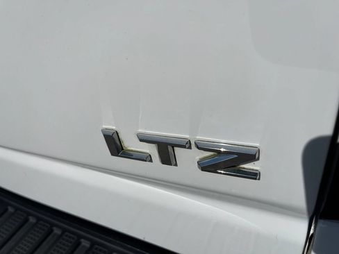 Used 2020 Chevrolet Silverado 2500 LTZ w/ LTZ Plus Package AWD/4WD image 44
