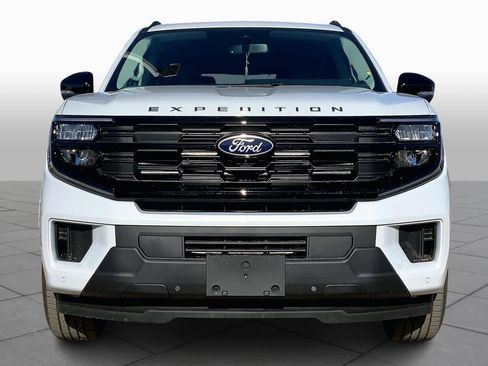 New 2025 Ford Expedition Active image 3
