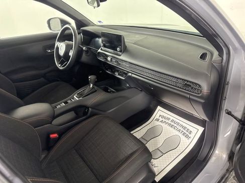 Used 2024 Honda HR-V Sport image 16