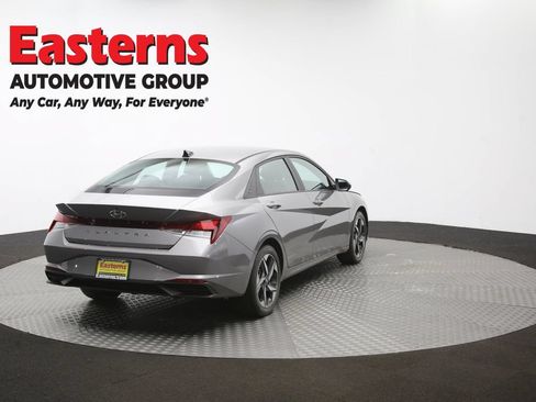 Used 2023 Hyundai Elantra SEL w/ Convenience Package FWD image 34