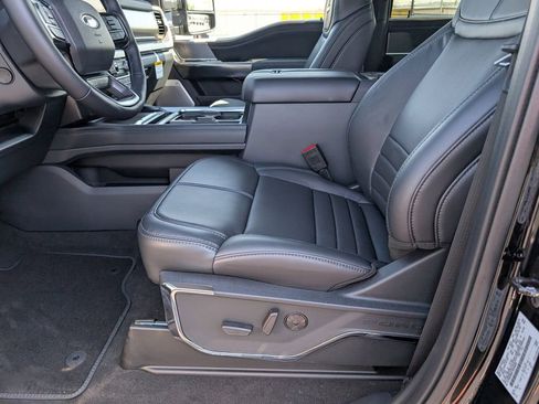 New 2026 Ford F350 Platinum w/ FX4 Off-Road Package image 9