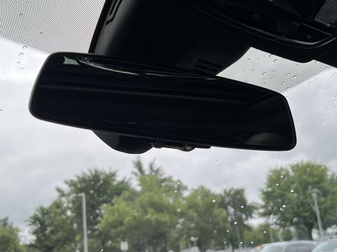 Used 2019 BMW 330i Sedan w/ Convenience Package RWD image 27
