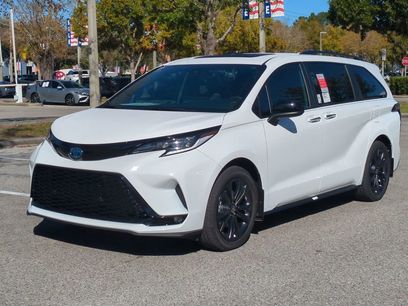 New 2025 Toyota Sienna XSE