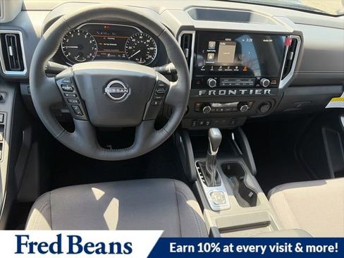 New 2026 Nissan Frontier SV w/ SV Convenience Package AWD/4WD image 11