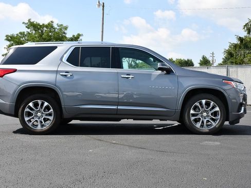 Used 2021 Chevrolet Traverse Premier w/ LPO, Floor Liner Package AWD/4WD image 8