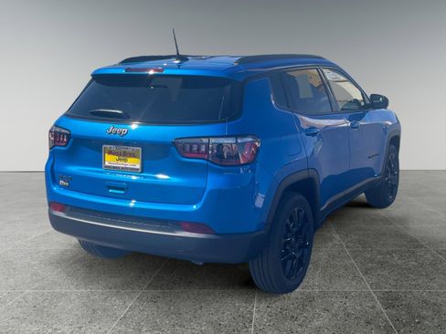 New 2026 Jeep Compass Latitude image 5