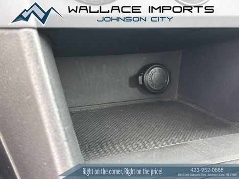 Used 2017 Subaru Impreza 2.0i AWD/4WD image 25