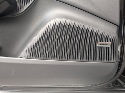 New 2025 Porsche Macan 4 Electric image 14