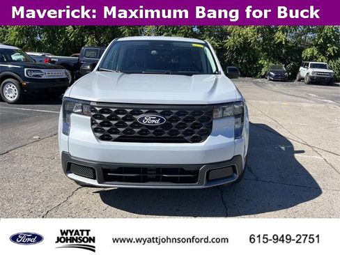 New 2025 Ford Maverick XLT w/ XLT Luxury Package image 8