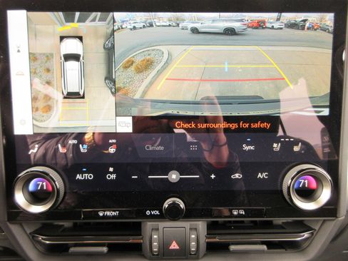 Used 2026 Lexus GX 550 image 45