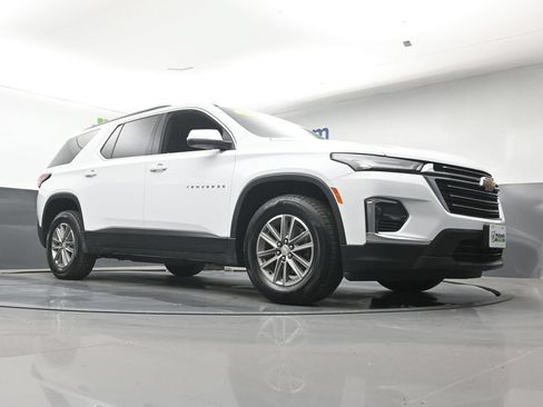 Used 2023 Chevrolet Traverse LT AWD/4WD image 26