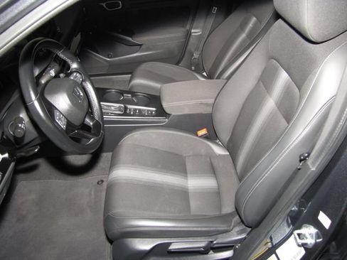 Certified 2023 Honda Civic Sport image 9