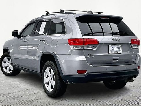 Used 2018 Jeep Grand Cherokee Laredo image 13
