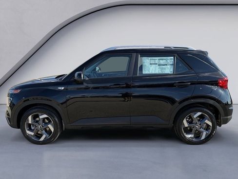 New 2026 Hyundai Venue SEL image 2