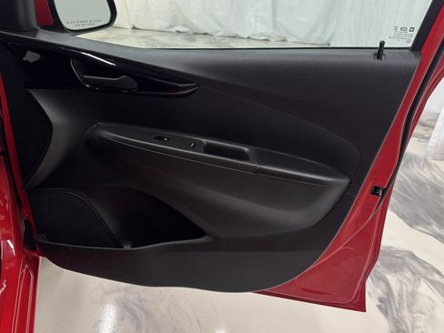 Used 2021 Chevrolet Spark LT FWD image 27