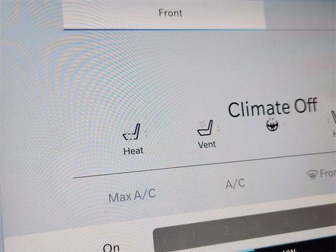 New 2026 Chrysler Pacifica Pinnacle image 28