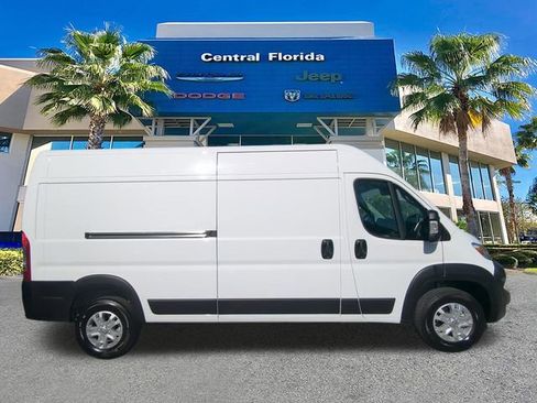 New 2026 RAM ProMaster 2500 w/ Premium Convenience Group image 4