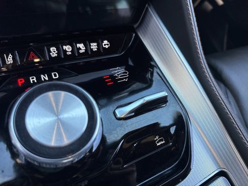 Used 2023 Jeep Grand Wagoneer Series III w/ Rear-Seat Entertainment Group image 27