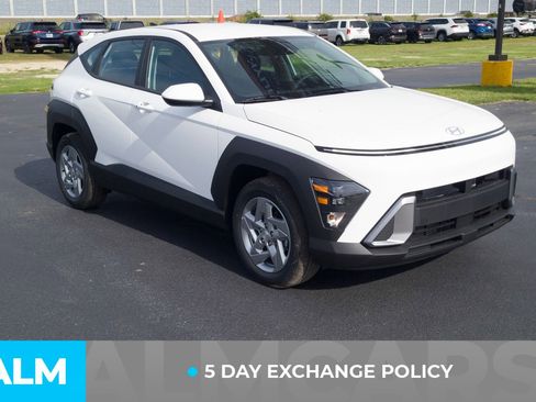 Used 2026 Hyundai Kona SE image 4