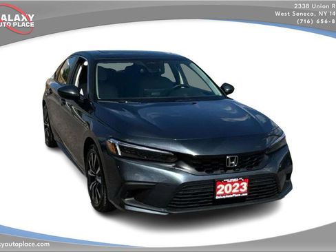 Used 2023 Honda Civic EX-L image 3
