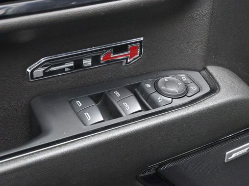 Used 2024 GMC Sierra 1500 AT4 w/ Technology Package image 12