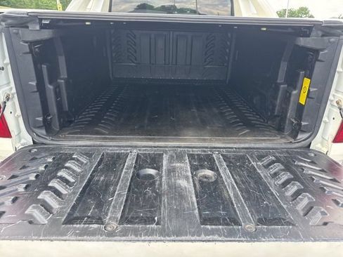 Used 2013 Chevrolet Avalanche LTZ AWD/4WD image 11