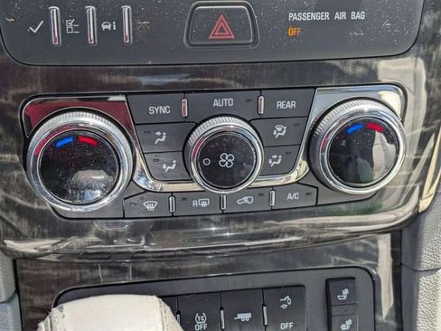 Used 2014 Buick Enclave Leather w/ Trailering Provision Package FWD image 21