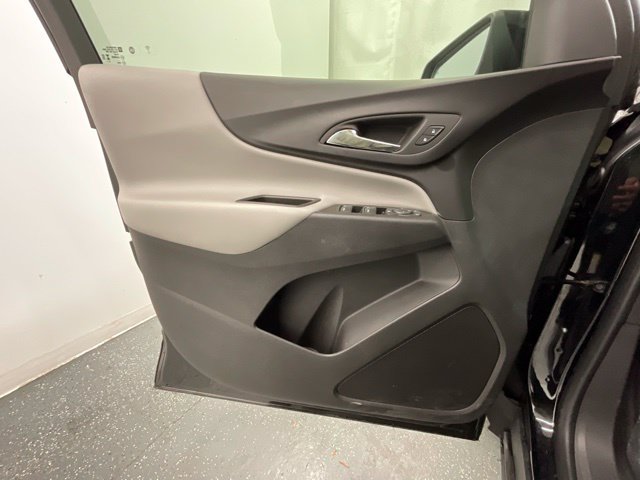 Used 2024 Chevrolet Equinox LS w/ LS Convenience Package FWD image 9
