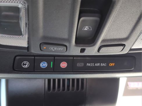 Used 2024 GMC Sierra 2500 AT4 w/ Technology Package AWD/4WD image 22