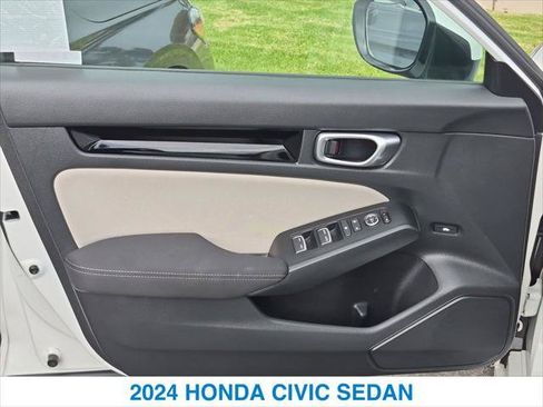 Certified 2024 Honda Civic EX image 12