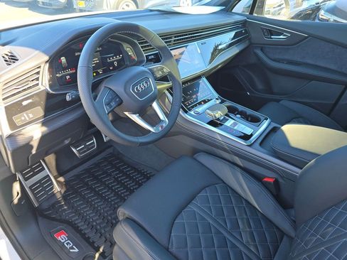 New 2026 Audi SQ7 Premium Plus image 13
