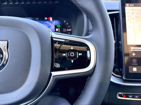 New 2026 Volvo XC90 T8 Plus w/ Protection Package AWD/4WD image 18