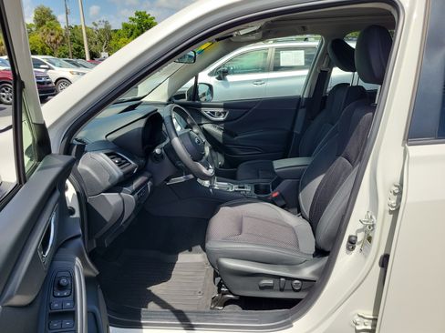 Certified 2024 Subaru Forester Premium AWD/4WD image 22