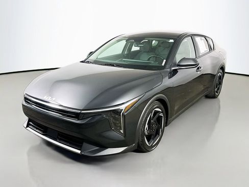 Used 2025 Kia K4 EX FWD image 3