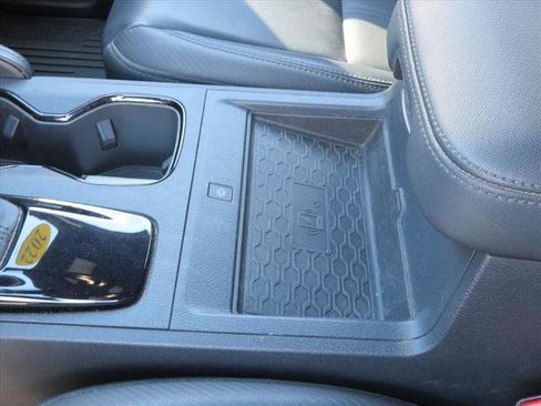 Used 2022 Nissan Frontier PRO-4X w/ Pro-4X Premium Package image 29